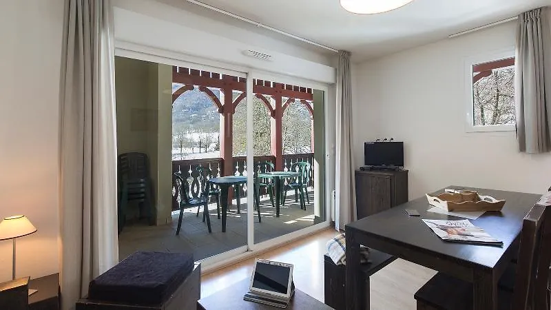 Vacanceole - Les Jardins De Balnea Loudenvielle Aparthotel