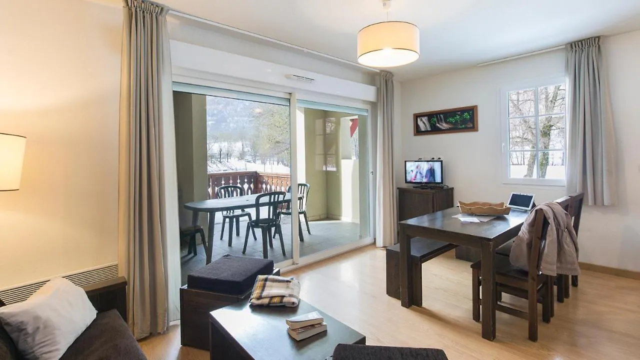 Vacanceole - Les Jardins De Balnea Loudenvielle Aparthotel